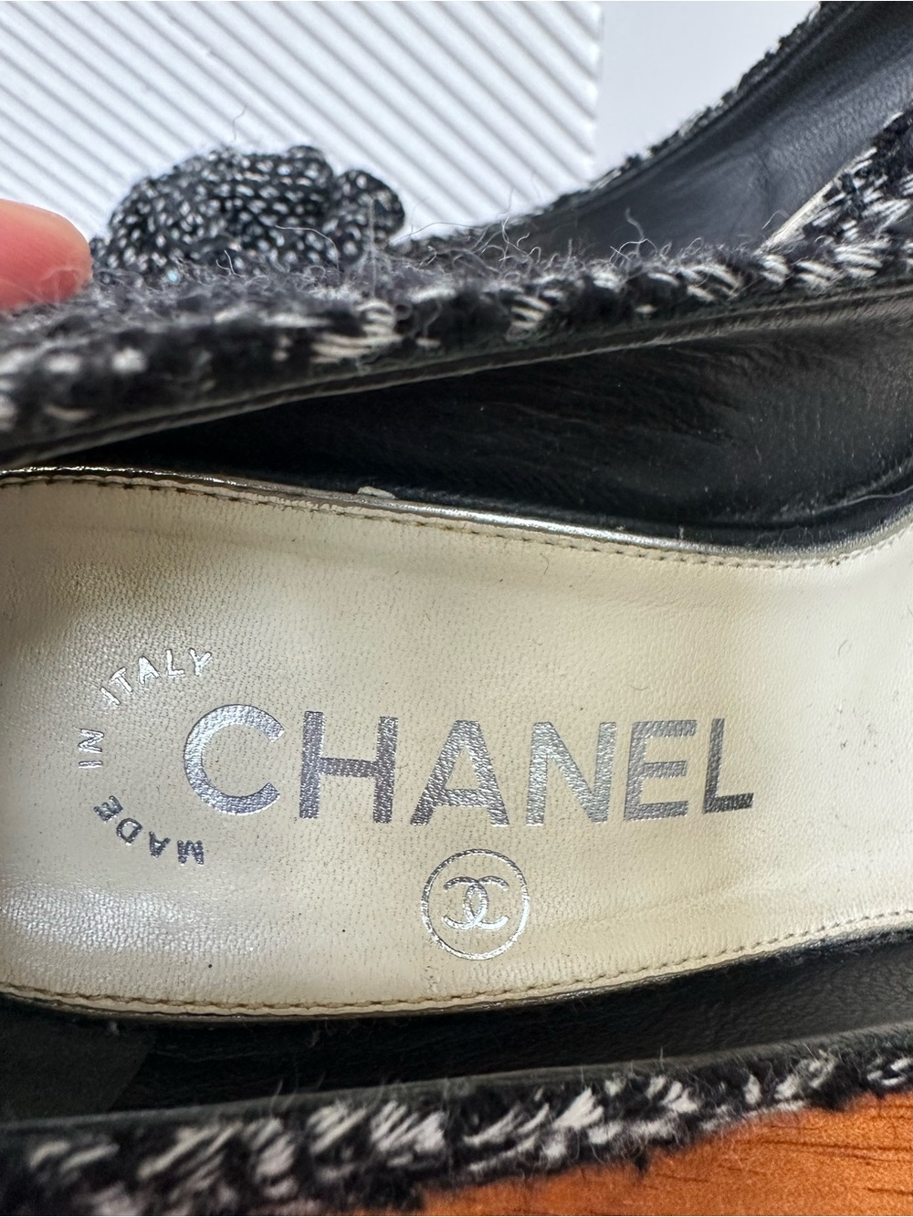 CHANEL Camellia Tweed Heels - Picture 7 of 12